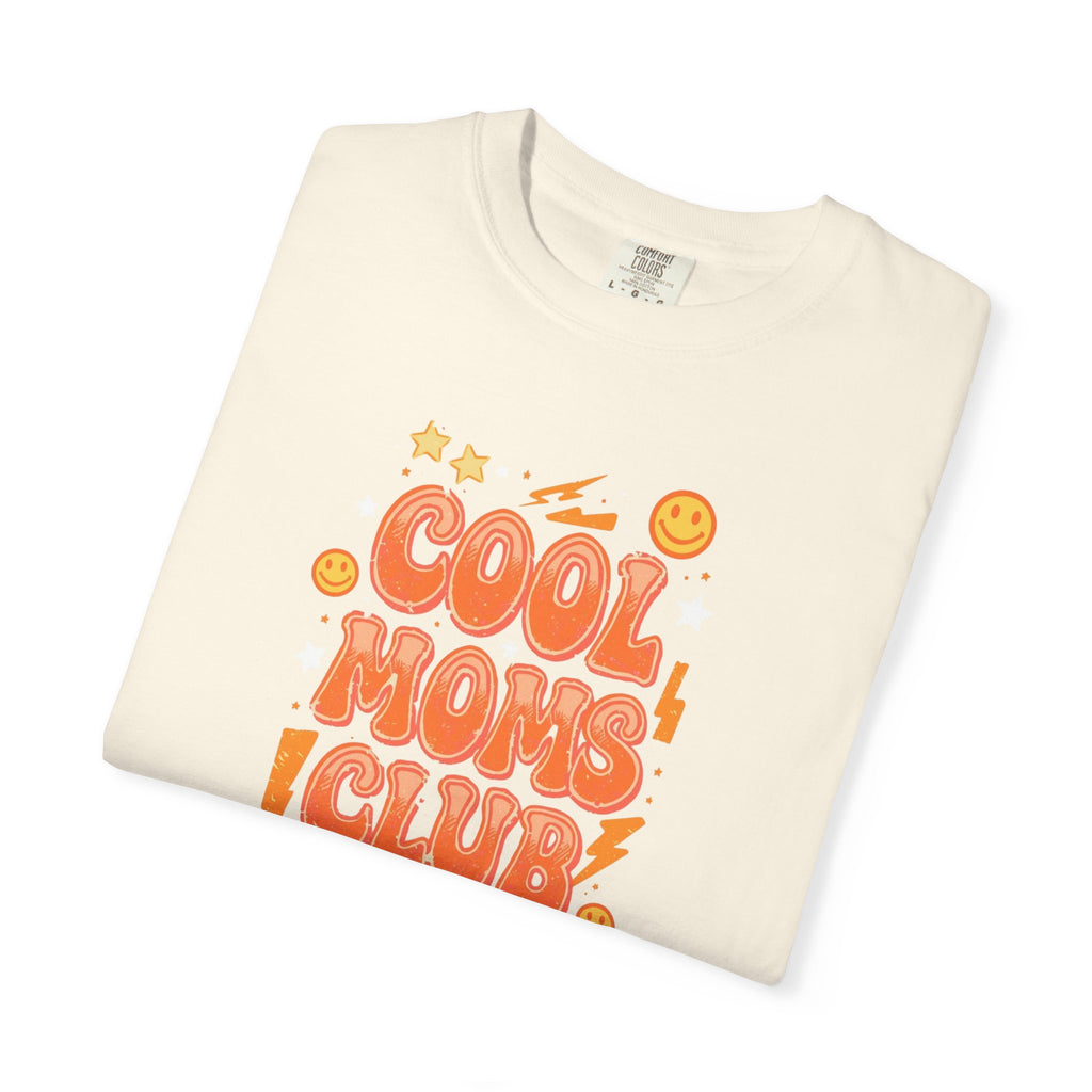 Unisex Garment-Dyed T-shirt, Cool Moms Club Retro Shirt, Funny Mom Shirt, Trendy Mama Tee, Mother’s Day Gift