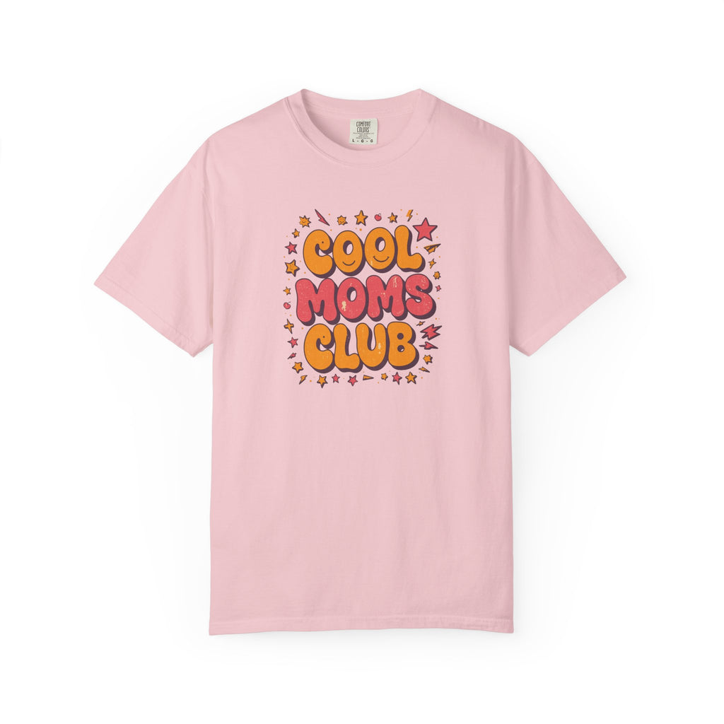 Unisex Garment-Dyed T-shirt, Cool Moms Club Retro Shirt, Funny Mom Shirt, Trendy Mama Tee, Mother’s Day Gift