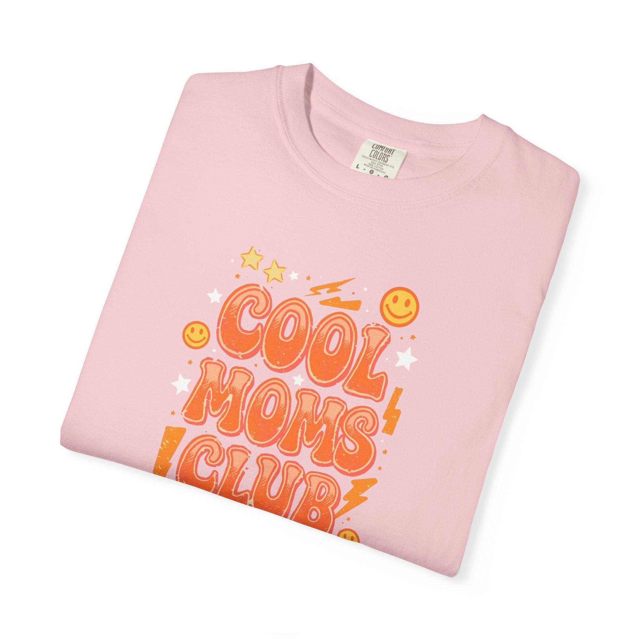 Unisex Garment-Dyed T-shirt, Cool Moms Club Retro Shirt, Funny Mom Shirt, Trendy Mama Tee, Mother’s Day Gift
